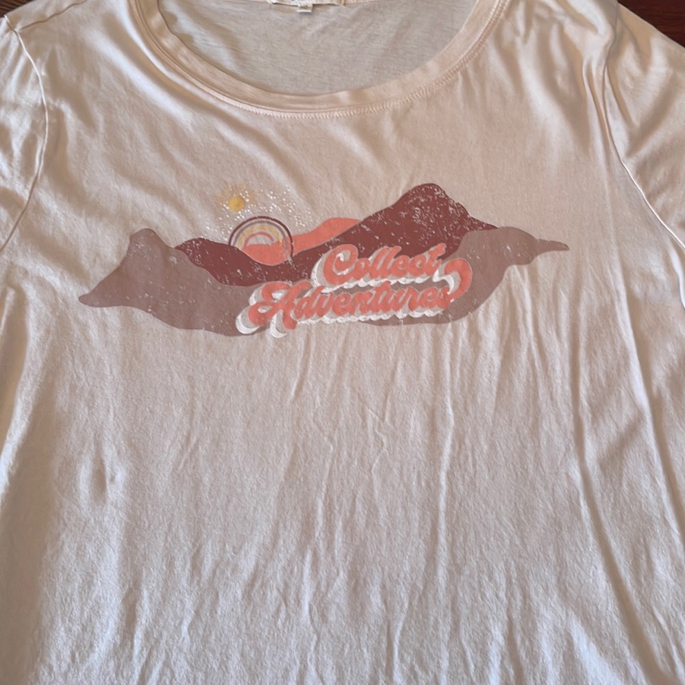 C&C California blush color tee shirt